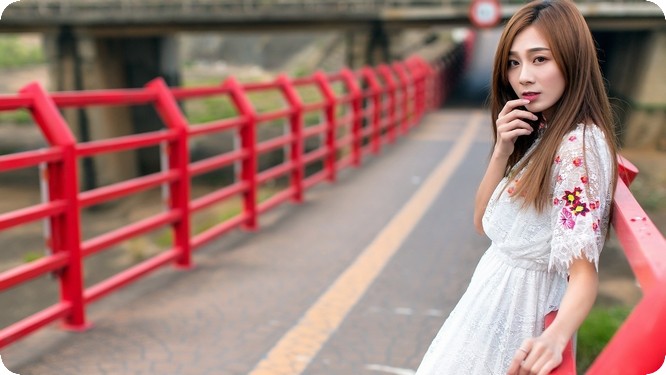 婚外情、病态共生、情感匮乏、情绪代偿、自我内耗